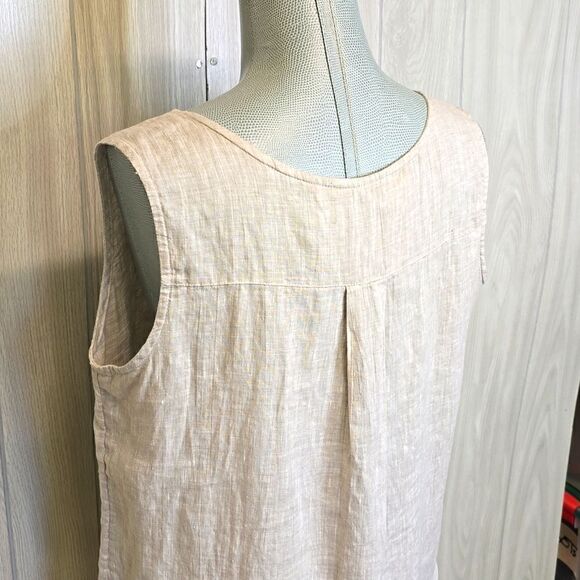 Yuvita | Linen Flowy Top - Picture 3 of 6